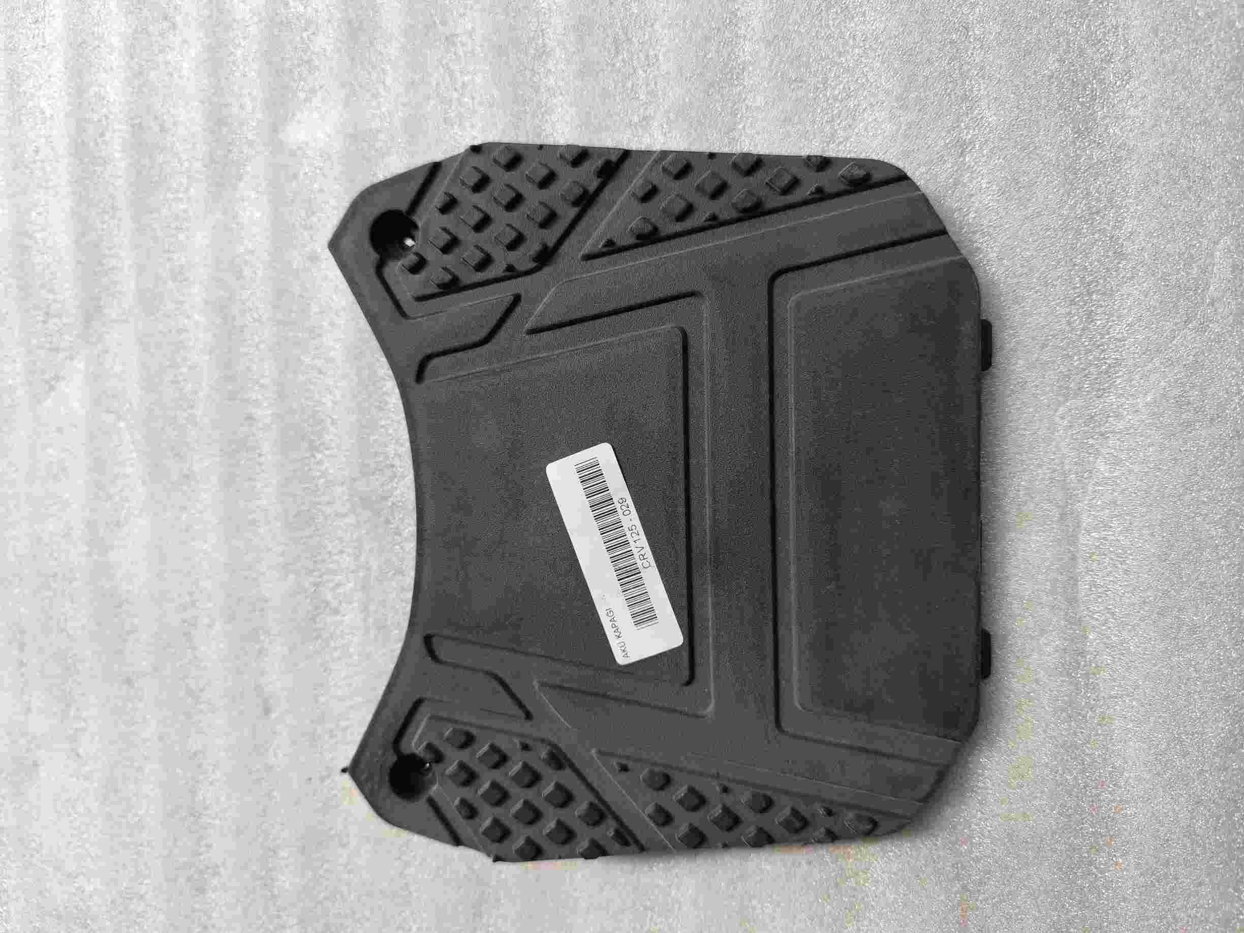 ARORA-CRV 125 - 029-1 ARORA CRV 125 - AKÜ KAPAĞI - Görsel 1