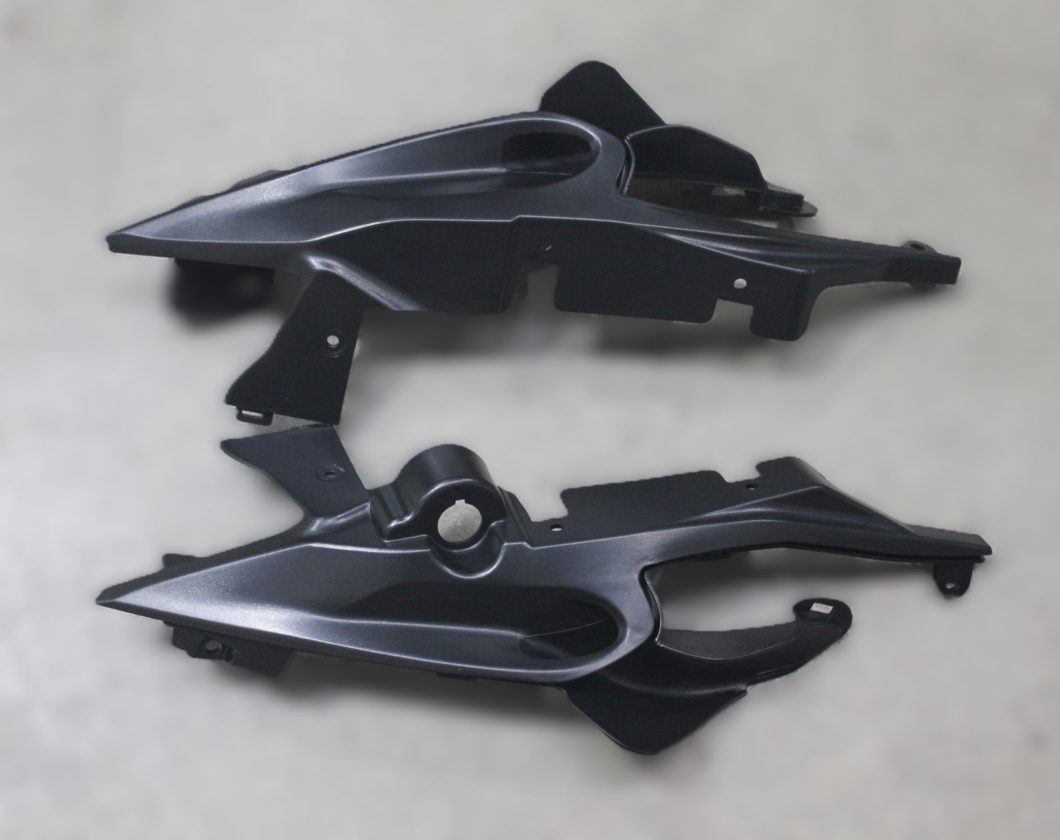 ARORA-SHARK 125-065-1 ARORA SHARK 125 - YAN KAPAK PLASTİĞİ TK. - Görsel 1
