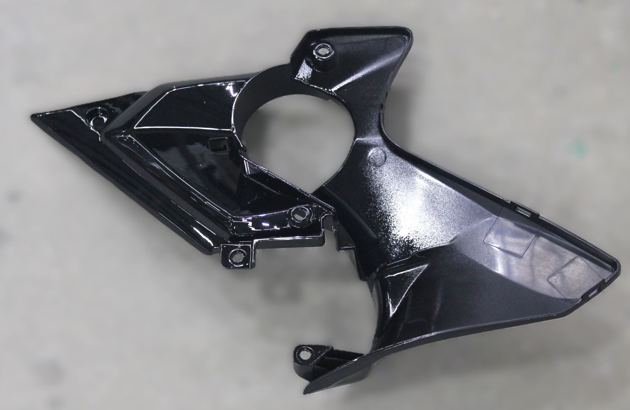 ARORA-SHARK 125-083-1 ARORA SHARK 125 - DEPO ÖN KORUMA İÇ PLS. SAĞ SİYAH - Görsel 1