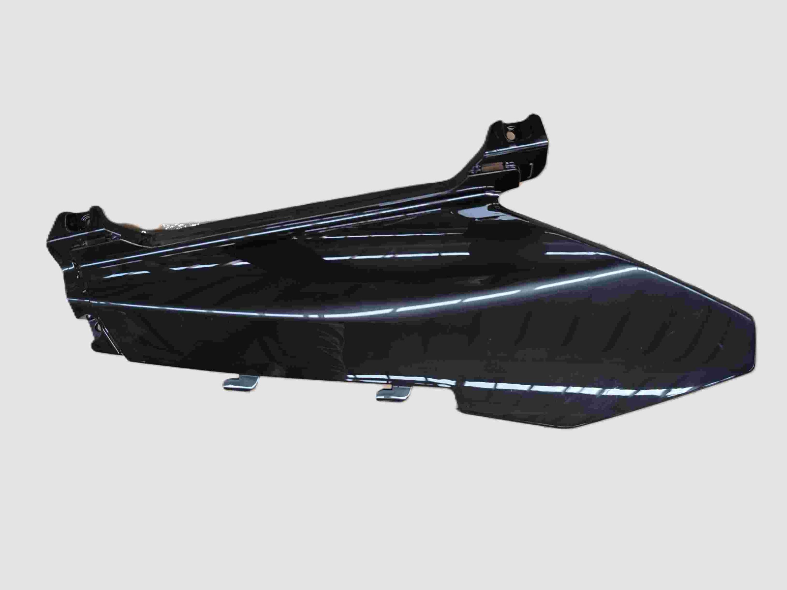 ARORA-ZR7-079-1 ARORA ZR7 - SAĞ KORUMA LEVHASI DEK.KAPAK SİYAH - Görsel 1