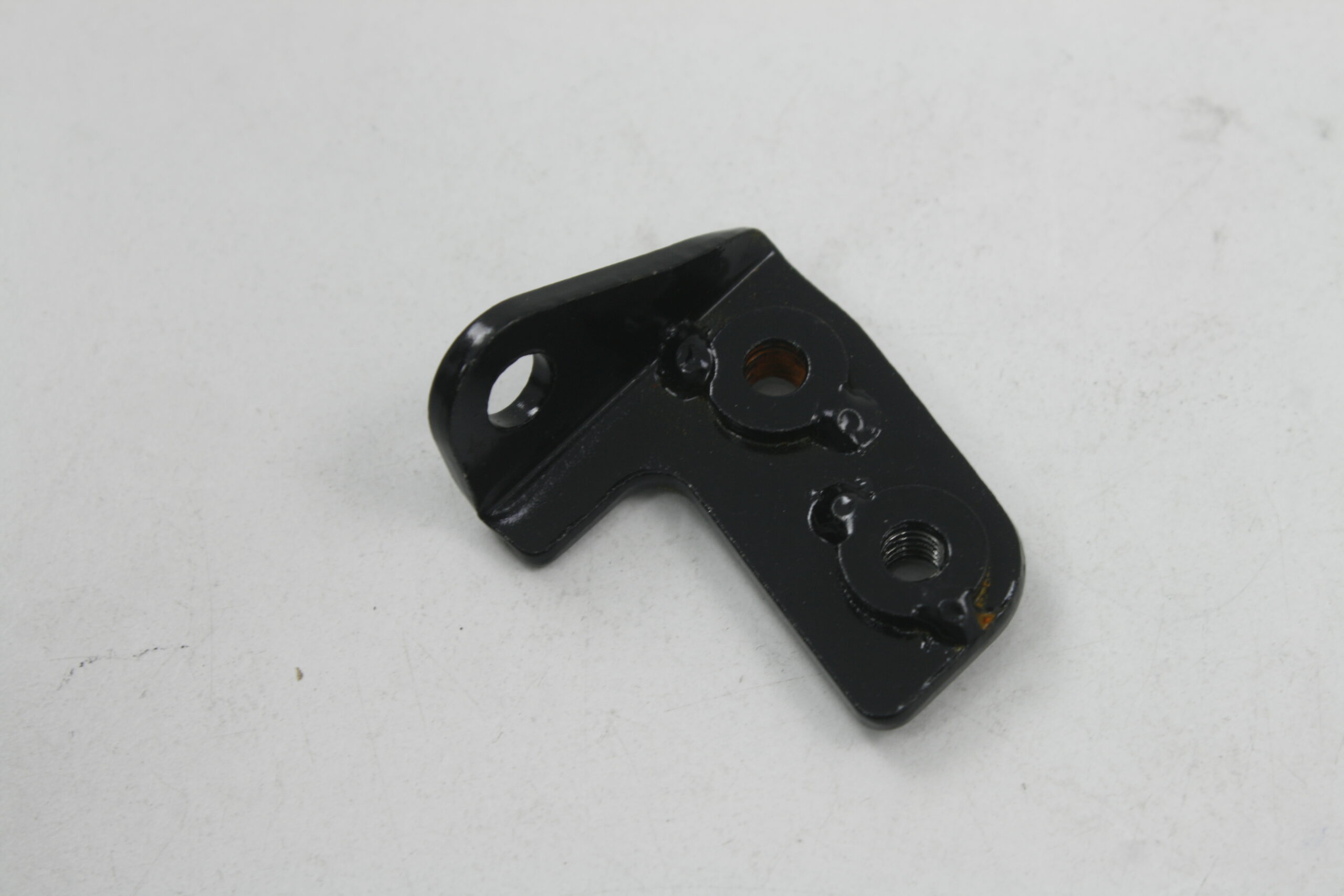 UMA-Y4CFM4000A0229-1 MONDIAL 250 JETMAX ON SIPERLIK MONTAJ BRAKETI SAG - Görsel 1