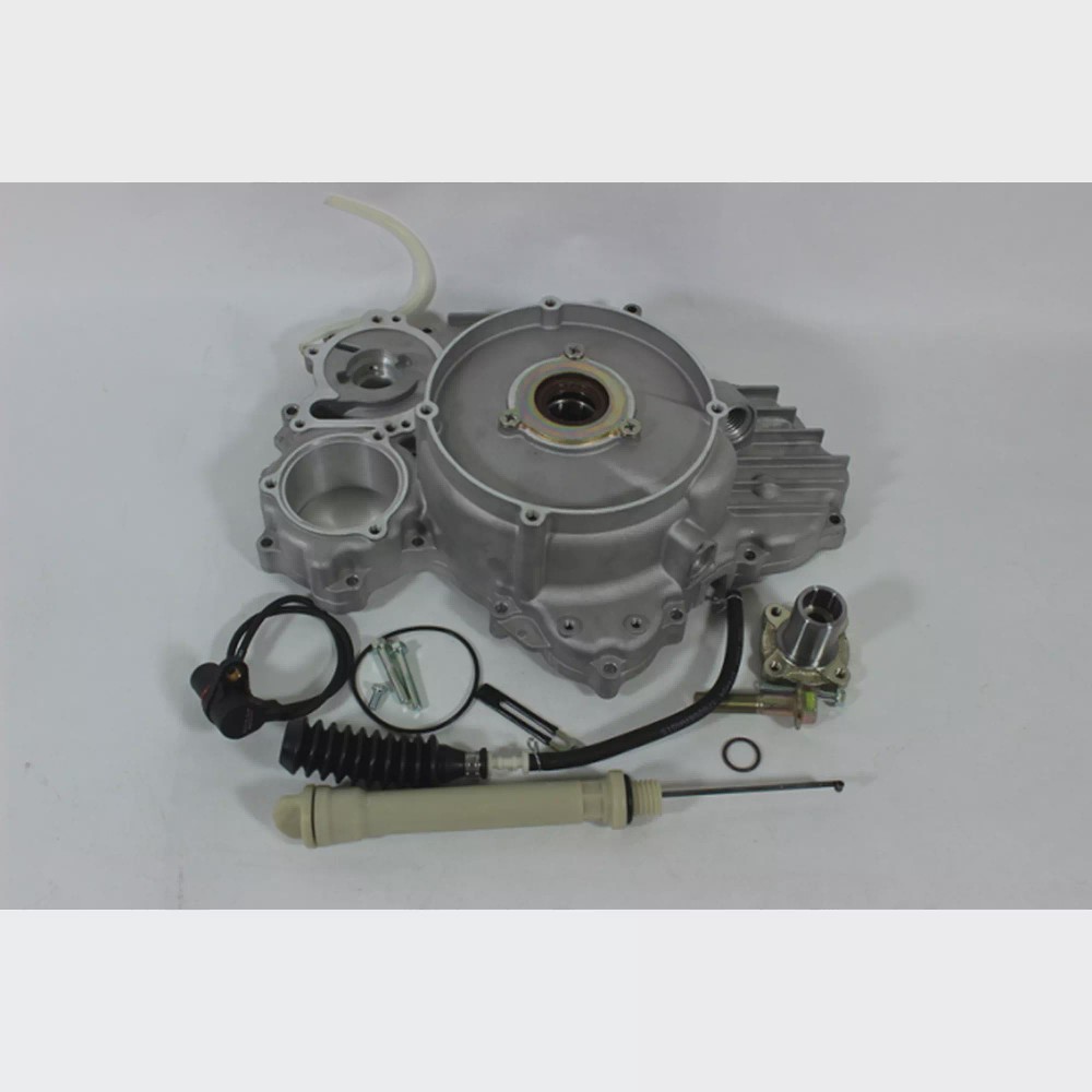 UMA-Y4CFM4027A0082 CFMOTO ZFORCE 1000 (T1B) KRANK KUTUSU SOL KAPAK IC KOMPLE - Görsel 1