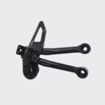 TVS TVS RAIDER 125 (E5) ARKA BASAMAK BRAKETI SAG