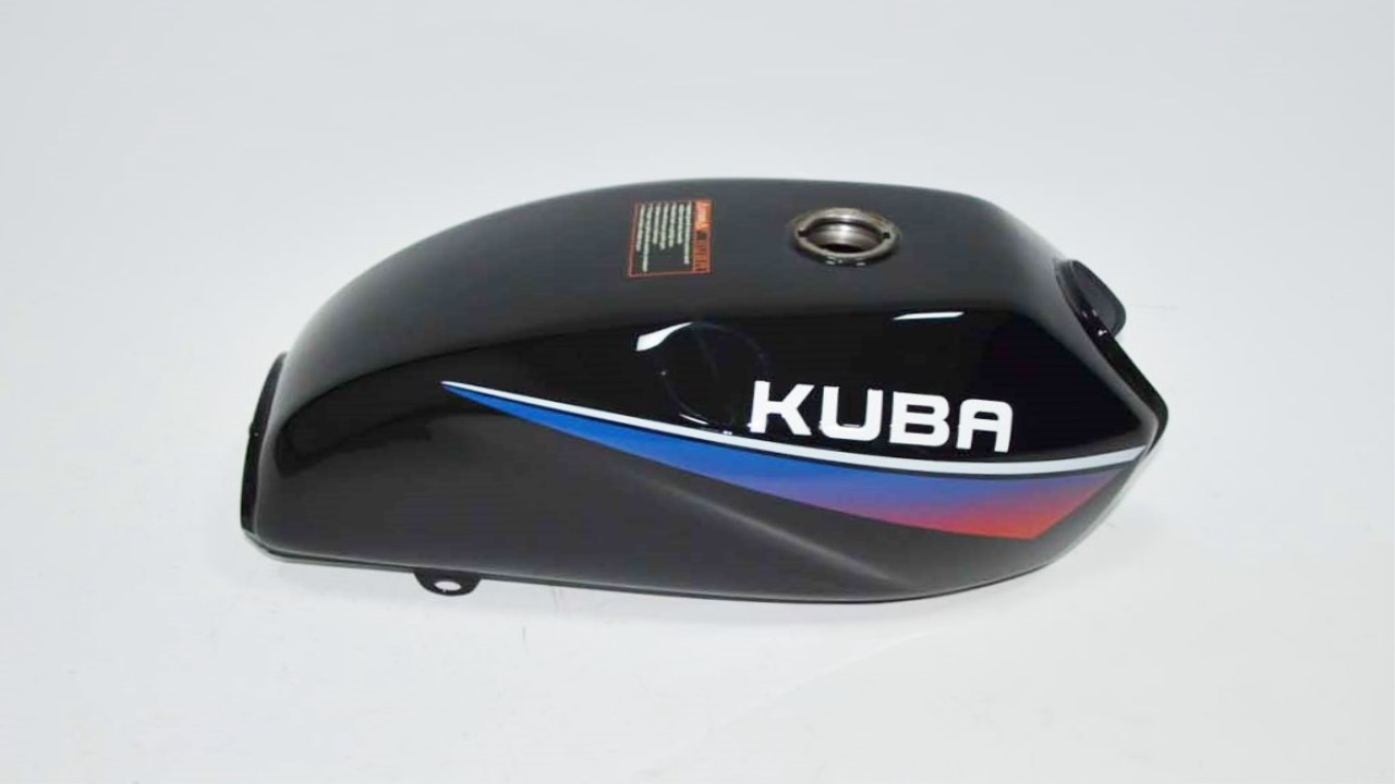 MJ-KUBA-KM18540_1 MJ-KUBA-KM18540_1
