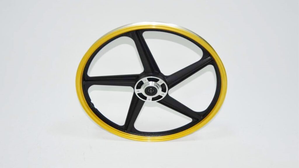 MJ-KUBA-KM24722_1