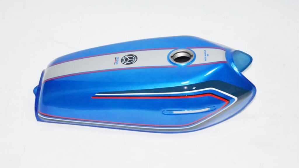 MJ-KUBA-KM56001_1