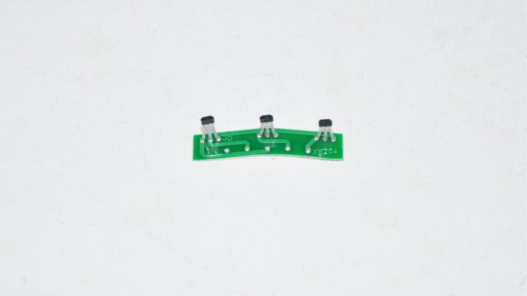 MJ-KUBA-KM37876_1